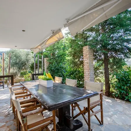 Villa34 Family Renew, Relax, Revitalise * Agia Marina (Attica)